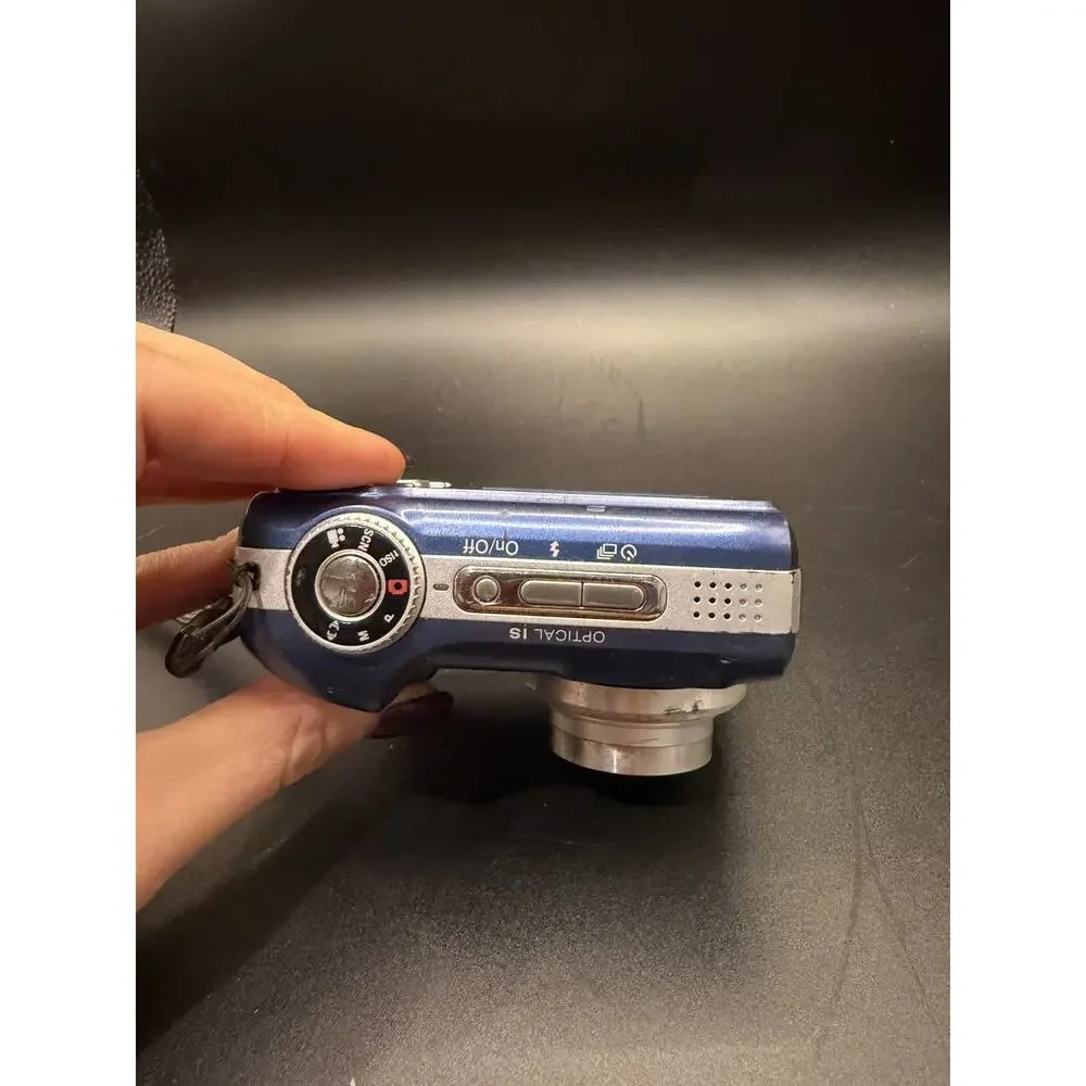 Kodak EasyShare Z1485 IS blue digital camera 14MP compact for PARTS ONLY